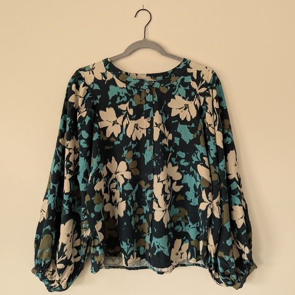 LOFT Tops - LOFT Floral Flowy Button Up Blouse Top Rayon Long Balloon Sleeve